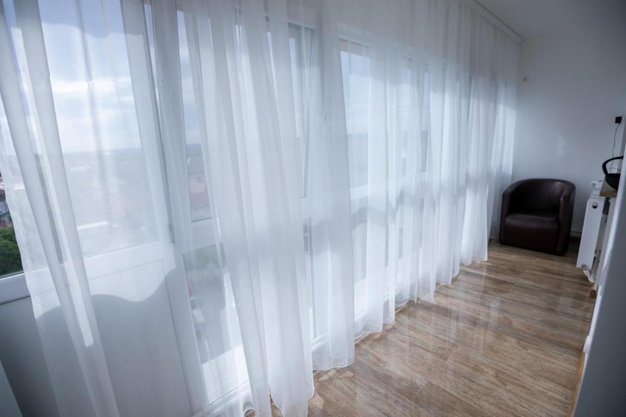 Apartament Central Târgu Jiu エクステリア 写真