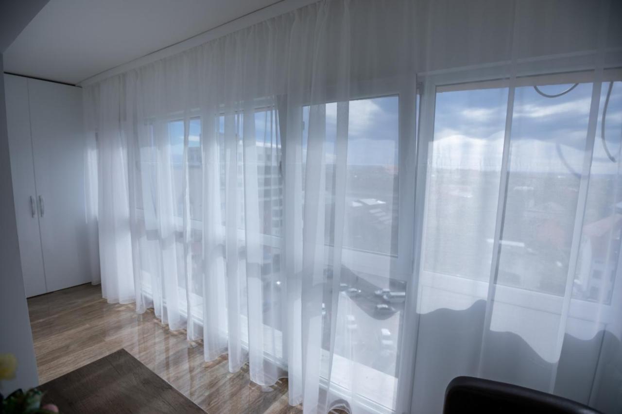 Apartament Central Târgu Jiu エクステリア 写真