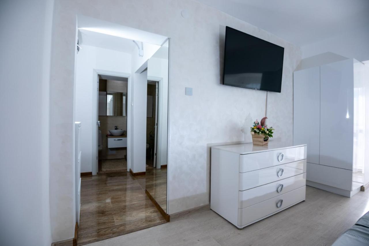 Apartament Central Târgu Jiu エクステリア 写真